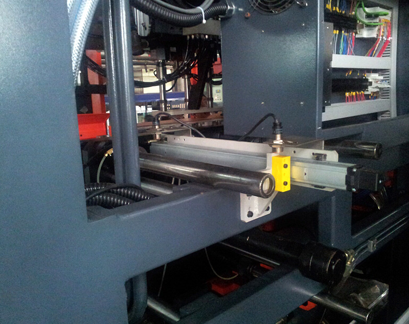 qq二维码叫小妹-同城包小妹私人电话号码