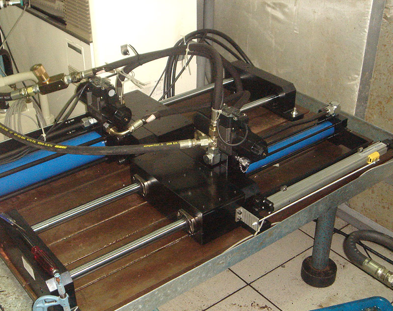 qq二维码叫小妹-同城包小妹私人电话号码