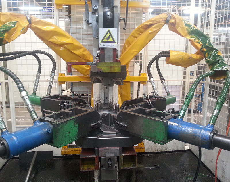 qq二维码叫小妹-同城包小妹私人电话号码