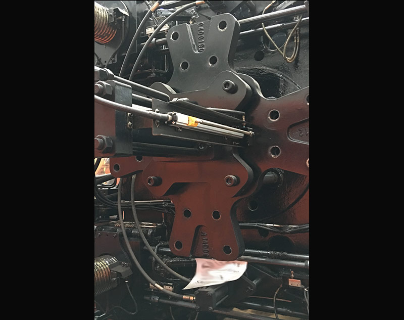 qq二维码叫小妹-同城包小妹私人电话号码